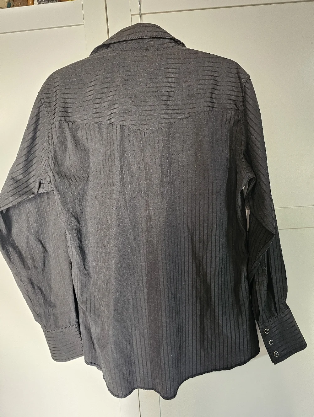 Wrangler Men's Medium Black Dobby Stripe Western Pearl Snap Long Sleeve Shirt